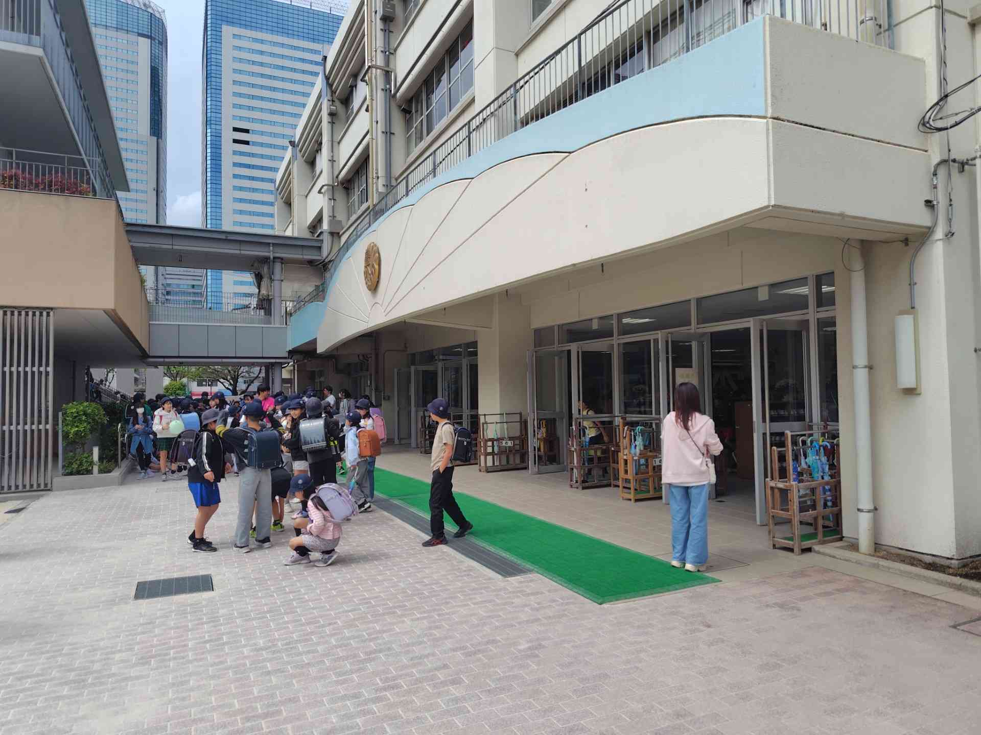 31063e1e-8389-4864-8546-71d164256520